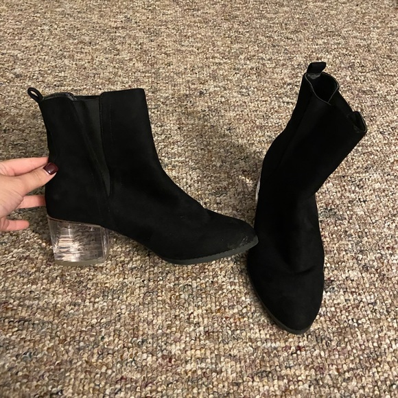 Heels - Picture 10 of 12